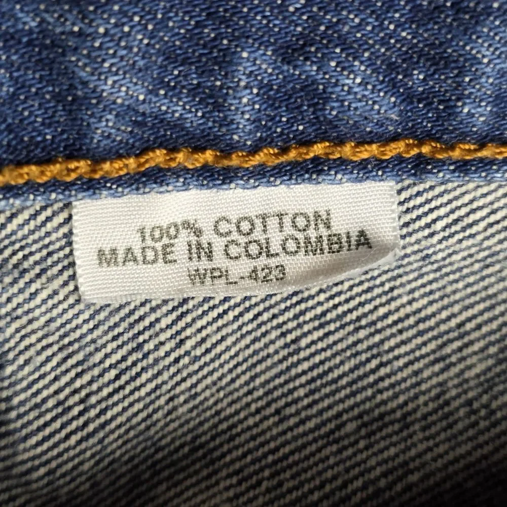 Levi's 501 Men’s W42 L32 Made in Colombia 100% Cotton